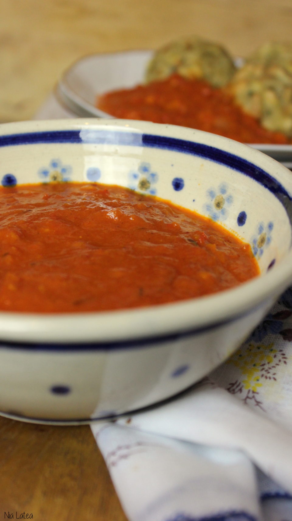 Schnelle Paprika-Tomaten-Sauce - Nia Latea