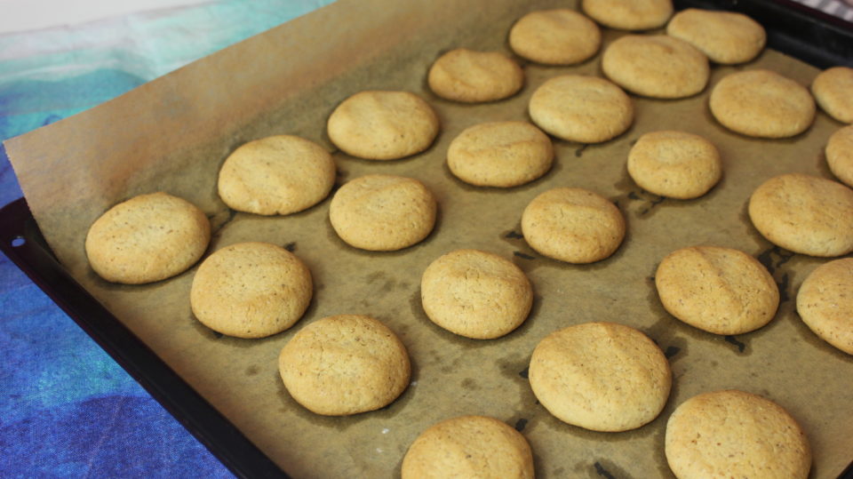 Kourabiedes - Griechische Weihnachts-Kekse - Nia Latea