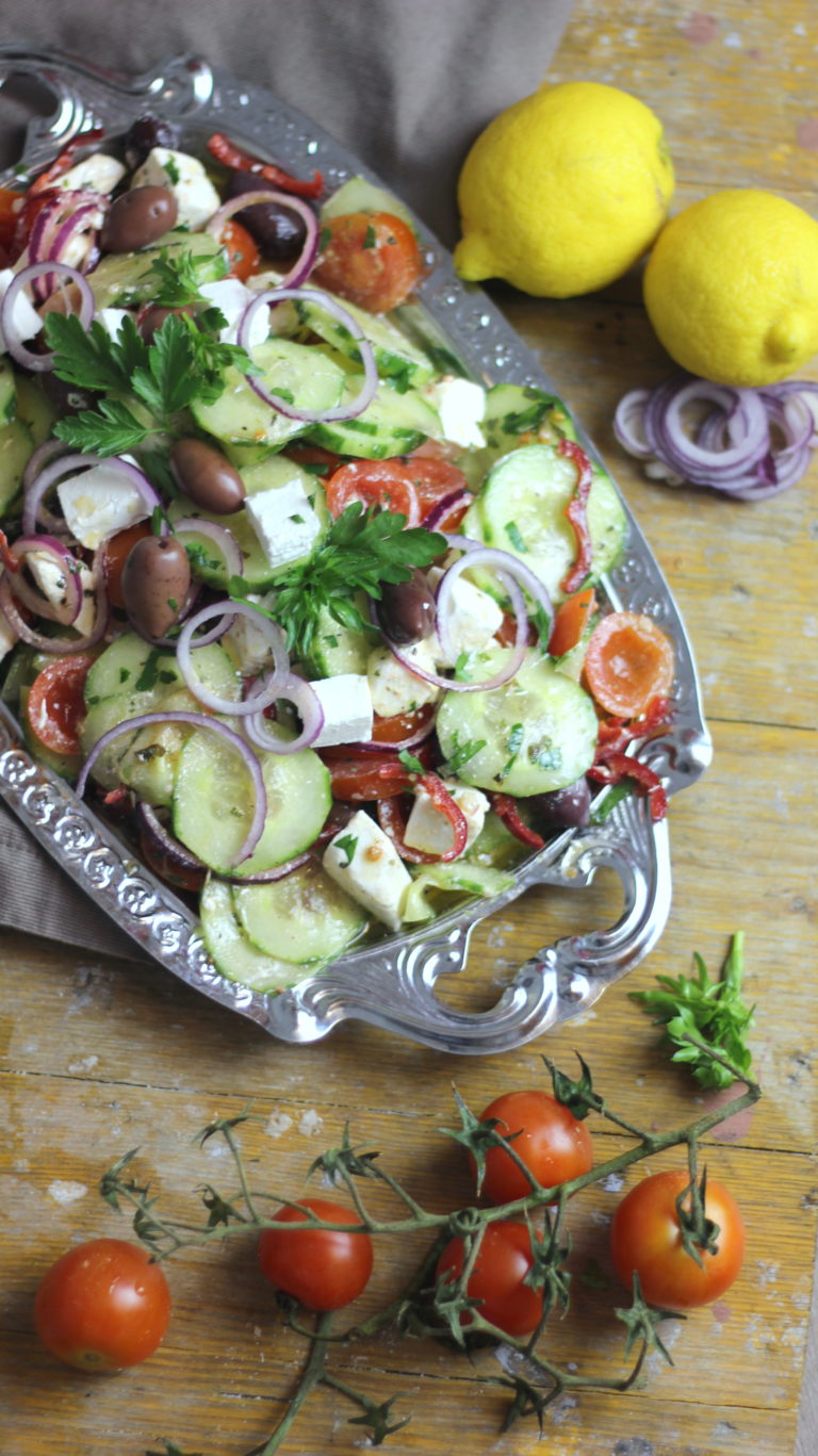 Griechischer Bauernsalat I Choriatiki I Klassiker der griechischen ...