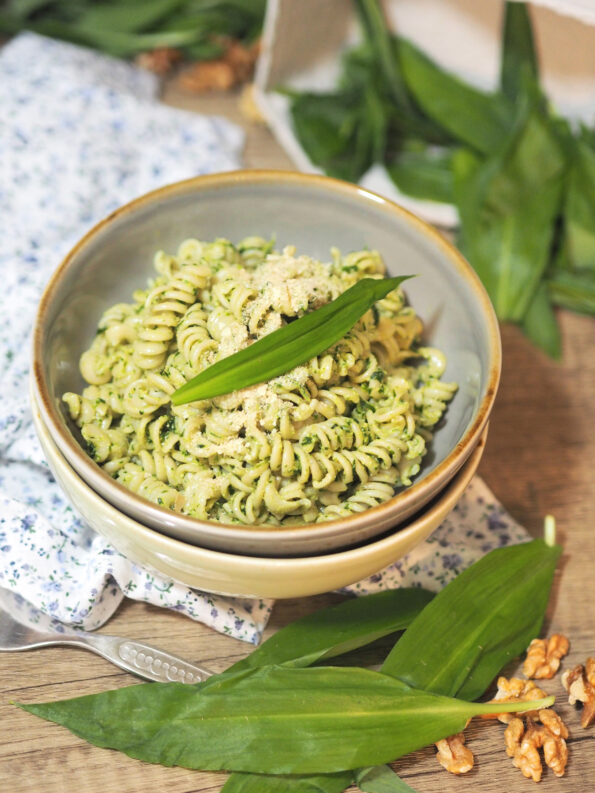 Pasta mit Bärlauch I schnelles Bärlauch Pesto I 15-Minuten Küche
